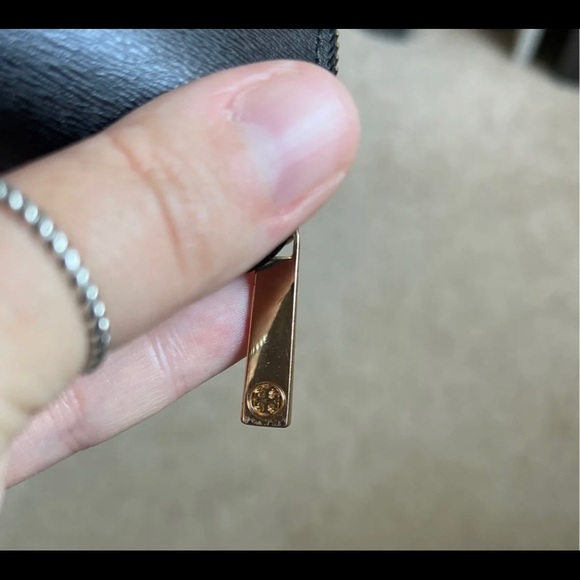 Tory Burch continental wallet - Picture 6 of 7